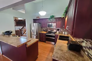 5730 Donegal Dr, Shoreview, MN 55126 - Photo 3