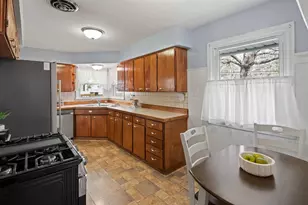 15 E 68th St, Richfield, MN 55423 - Photo 9