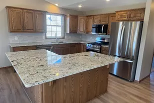 1407 S 2nd St, Princeton, MN 55371 - Photo 3