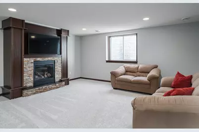 3677 Edgerton Street, Vadnais Heights, MN 55127 - Photo 31