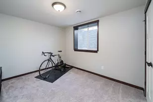 3677 Edgerton St, Vadnais Heights, MN 55127 - Photo 35