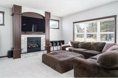 3677 Edgerton Street, Vadnais Heights, MN 55127 - Photo 5