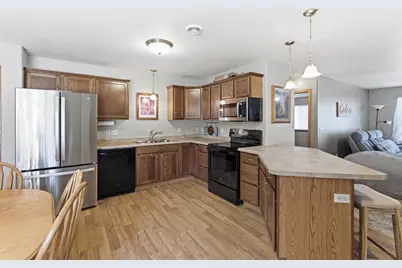 120 Palmer Path, Mankato, MN 56001 - Photo 3