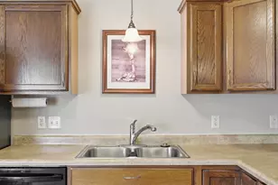 120 Palmer Path, Mankato, MN 56001 - Photo 5