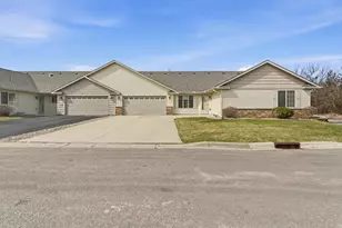 120 Palmer Path, Mankato, MN 56001 - Photo 1