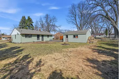 2450 Martin Way, White Bear Lake, MN 55110 - Photo 37