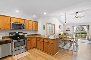 613 Temple St, Alexandria, MN 56308 - Photo 5