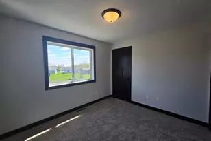 805 11th St SE, Waseca, MN 56093 - Photo 13