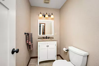 818 Orange Street, Lino Lakes, MN 55014 - Photo 17