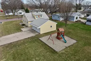 900 10th St S, Saint James, MN 56081 - Photo 3