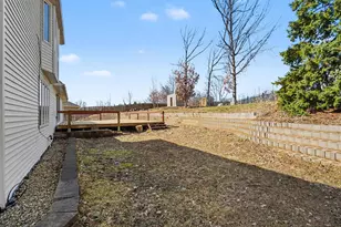 2431 Tevlin Ct E, Maplewood, MN 55119 - Photo 23