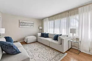 3708 W Old Shakopee Rd, Bloomington, MN 55431 - Photo 5