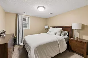 3708 W Old Shakopee Rd, Bloomington, MN 55431 - Photo 17