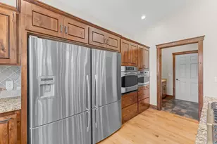 23555 Saddle Ridge Dr, Rogers, MN 55374 - Photo 9