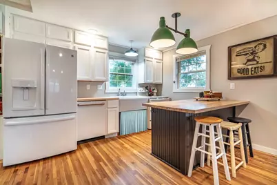 707 Lake Shore Drive, Battle Lake, MN 56515 - Photo 9