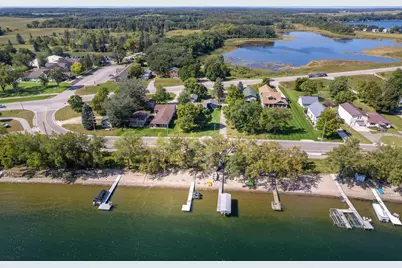 707 Lake Shore Drive, Battle Lake, MN 56515 - Photo 53