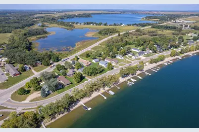 707 Lake Shore Drive, Battle Lake, MN 56515 - Photo 57