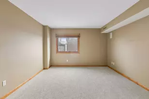 1225 Lasalle Ave, Minneapolis, MN 55403 - Photo 21