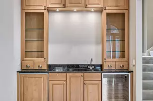 425 River St, Minneapolis, MN 55401 - Photo 19