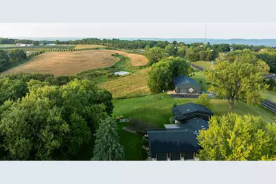 32765 County Road 1, La Crescent, MN 55947 - Photo 9