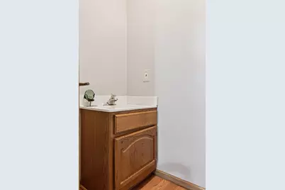 2600 Lockwood Drive, Mendota Heights, MN 55120 - Photo 17