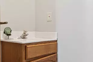 2600 Lockwood Dr, Mendota Heights, MN 55120 - Photo 17