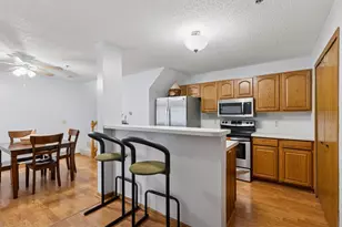 2600 Lockwood Dr, Mendota Heights, MN 55120 - Photo 15