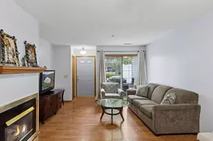 2600 Lockwood Dr, Mendota Heights, MN 55120 - Photo 9