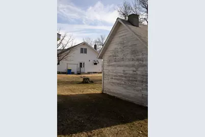 406 Balmoral Avenue, Henning, MN 56551 - Photo 5