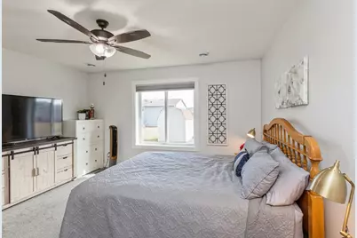 413 Fawn Run, Kenyon, MN 55946 - Photo 15