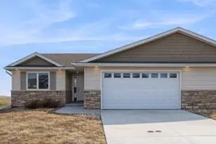 413 Fawn Run, Kenyon, MN 55946 - Photo 1