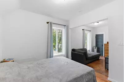 1815 Hillside Avenue N, Minneapolis, MN 55411 - Photo 15