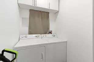 1815 Hillside Ave N, Minneapolis, MN 55411 - Photo 11