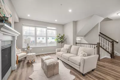 2189 Gateway Hill Road, North Saint Paul, MN 55109 - Photo 5