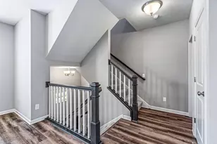 2189 Gateway Hill Rd, North Saint Paul, MN 55109 - Photo 3