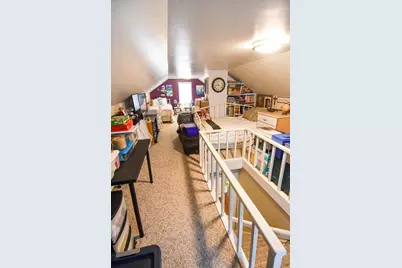 214 Markley Avenue N, Thief River Falls, MN 56701 - Photo 25