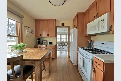 891 Nebraska Avenue W, Saint Paul, MN 55117 - Photo 3