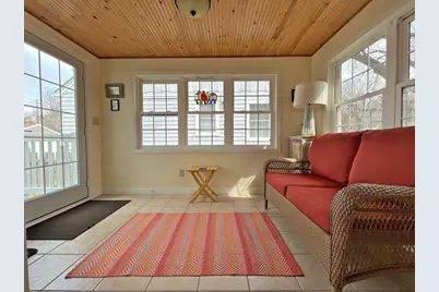 891 Nebraska Avenue W, Saint Paul, MN 55117 - Photo 7