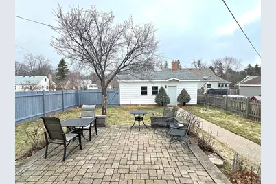 891 Nebraska Avenue W, Saint Paul, MN 55117 - Photo 9