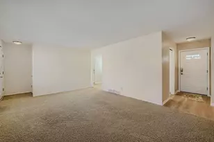 725 Pontiac Pl, Mendota Heights, MN 55120 - Photo 21