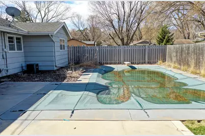 725 Pontiac Place, Mendota Heights, MN 55120 - Photo 9