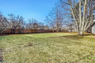 1566 Hwy 96 E, White Bear Lake, MN 55110 - Photo 27