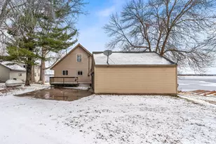 2358 Crest Way, Rush City, MN 55069 - Photo 3