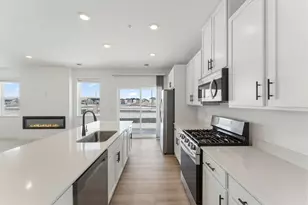 10534 Harbor Ln N, Maple Grove, MN 55369 - Photo 3