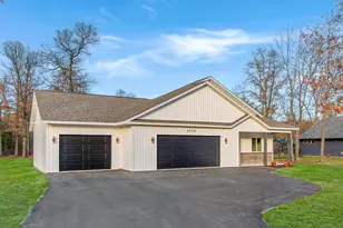 4638 Cedar Scenic Rd, Baxter, MN 56425 - Photo 5