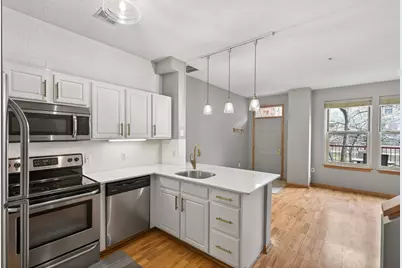 600 N 2nd Street #112, Minneapolis, MN 55401 - Photo 9