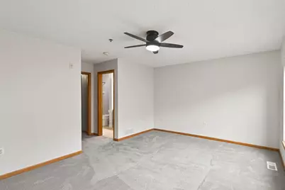 600 N 2nd Street #112, Minneapolis, MN 55401 - Photo 25