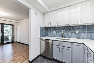 6417 Colony Way, Edina, MN 55435 - Photo 5