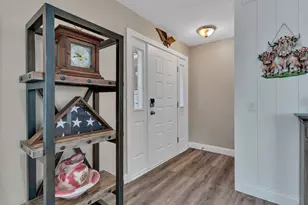 409 Boulder St SW, Hutchinson, MN 55350 - Photo 9