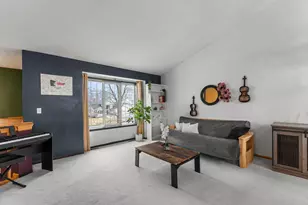 10924 Fox Hollow Ln N, Champlin, MN 55316 - Photo 3